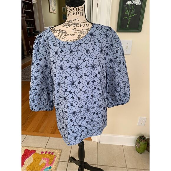 NWT Talbots FLORAL EYELET TOP - CHAMBRAY - Picture 9 of 11